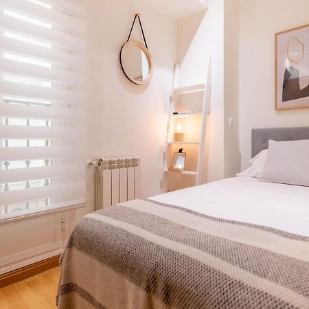 Amazing Apartment In Huertas Madrid Exterior photo
